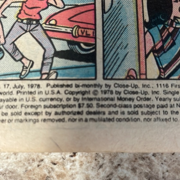 Laugh Comic - Picture 3 of 4